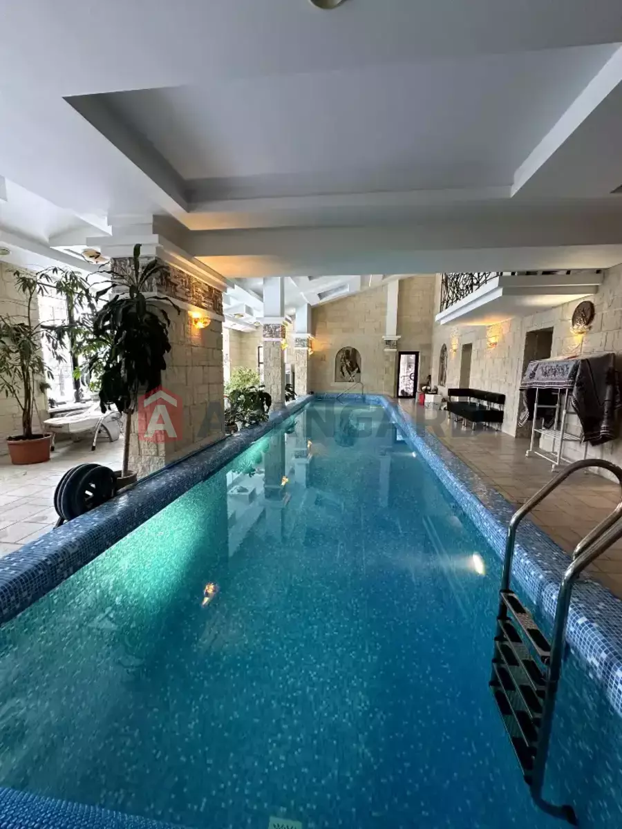 �������, 800 ��.�. ���� 2