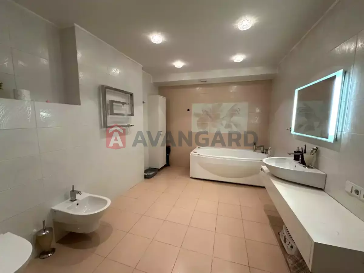 �������, 800 ��.�. ���� 21