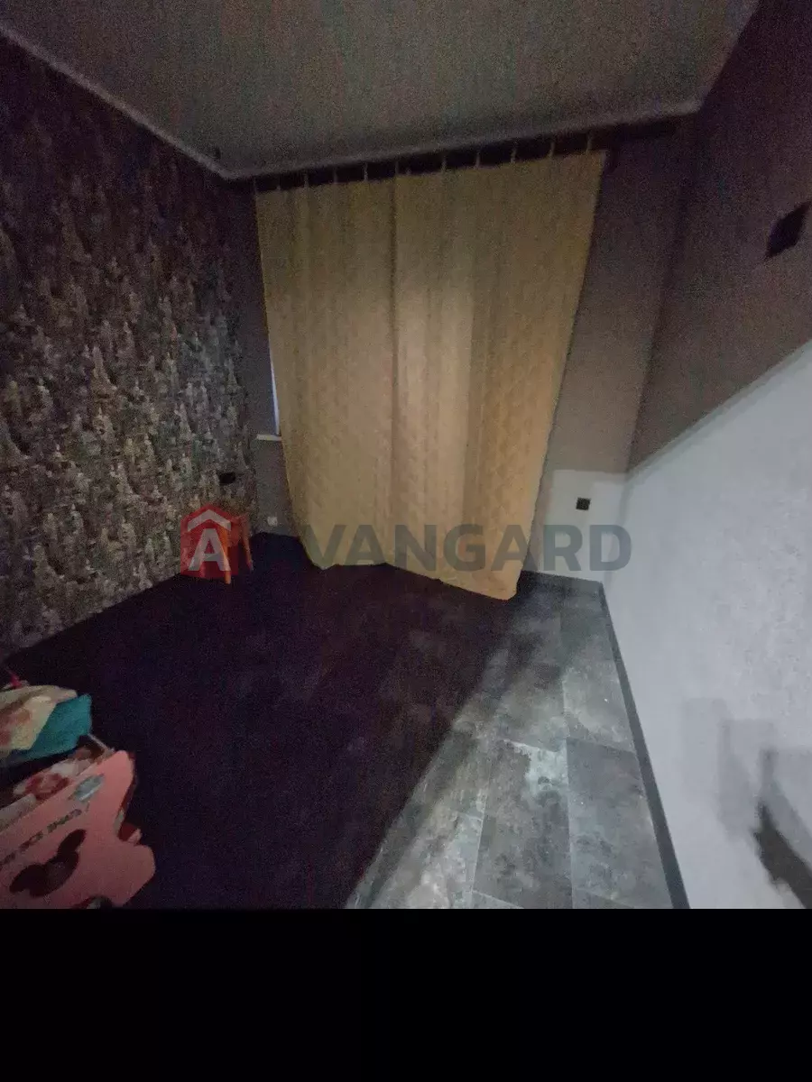 �������, 100 ��.�. ���� 19