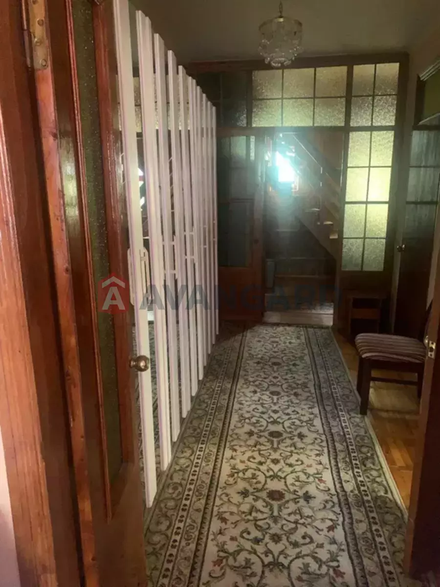 �������, 240 ��.�. ���� 9