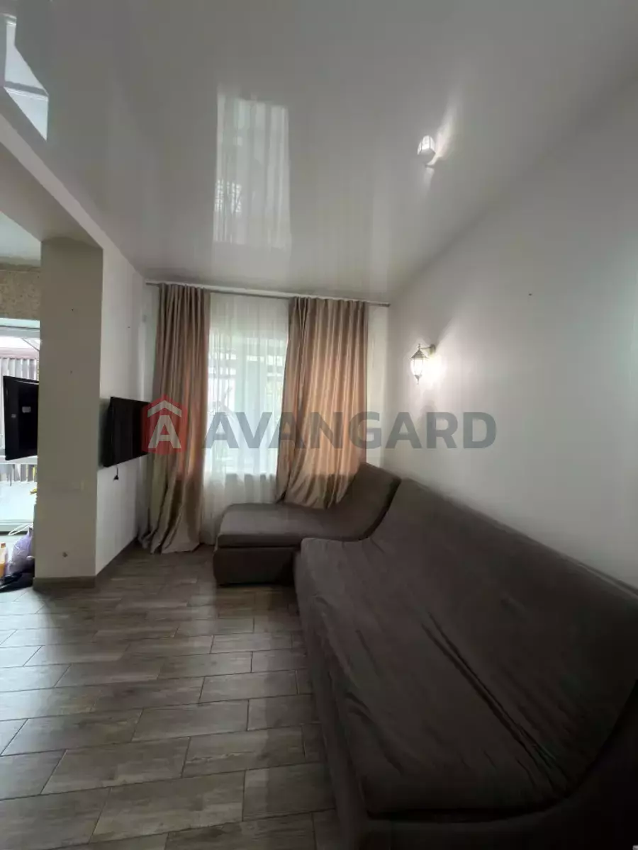 ���, 150 ��.�. ���� 19