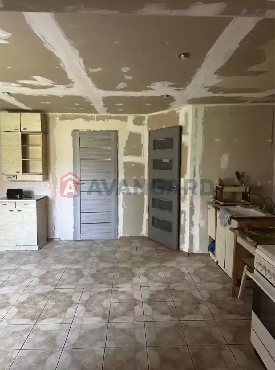 ������� �������, 70 ��.�. ���� 10