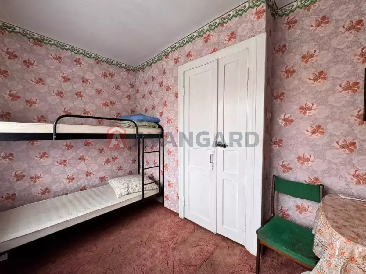 ������� �������, 18 ��.�. ���� 13