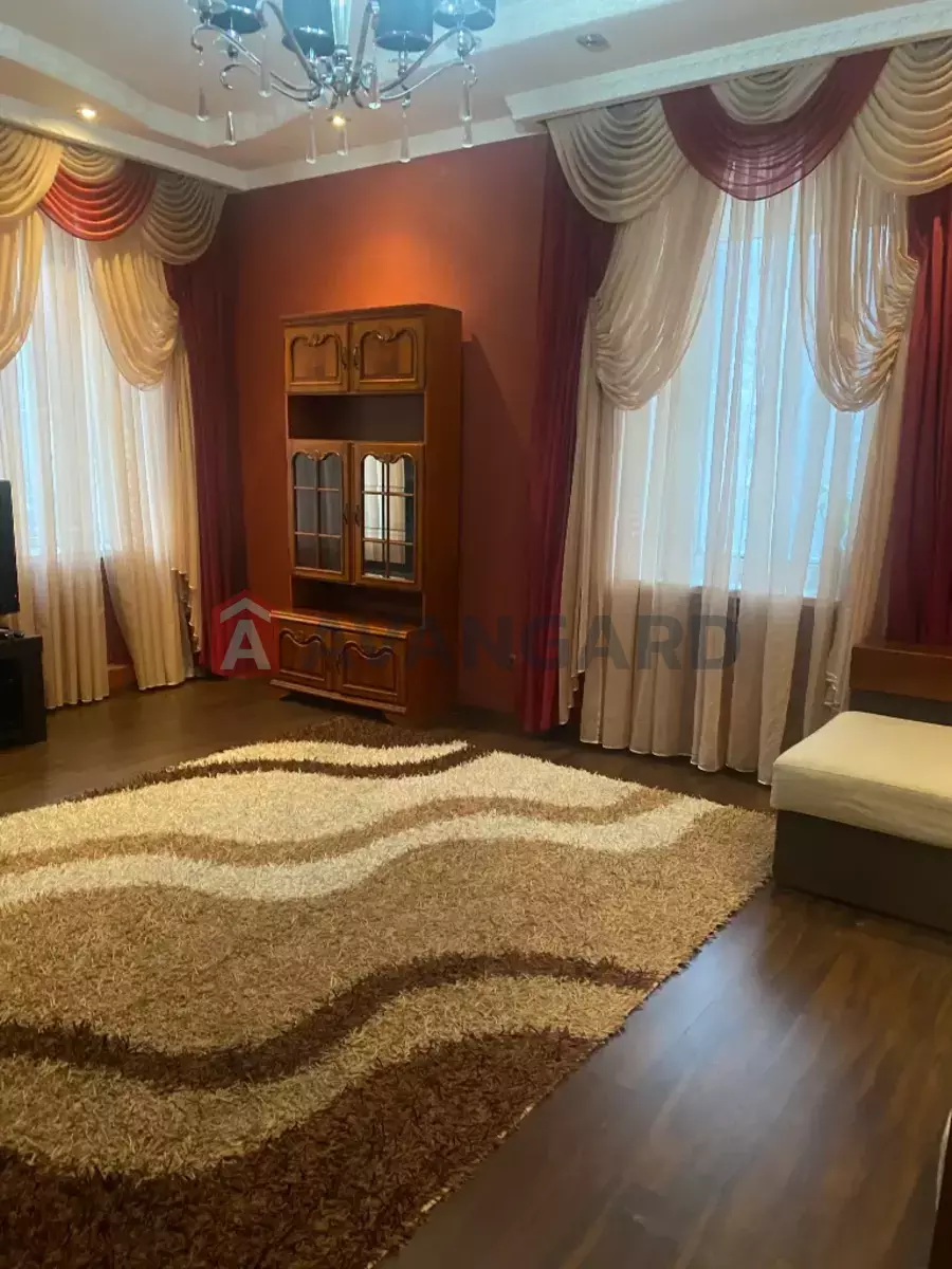 ������� �������, 123 ��.�. ���� 11