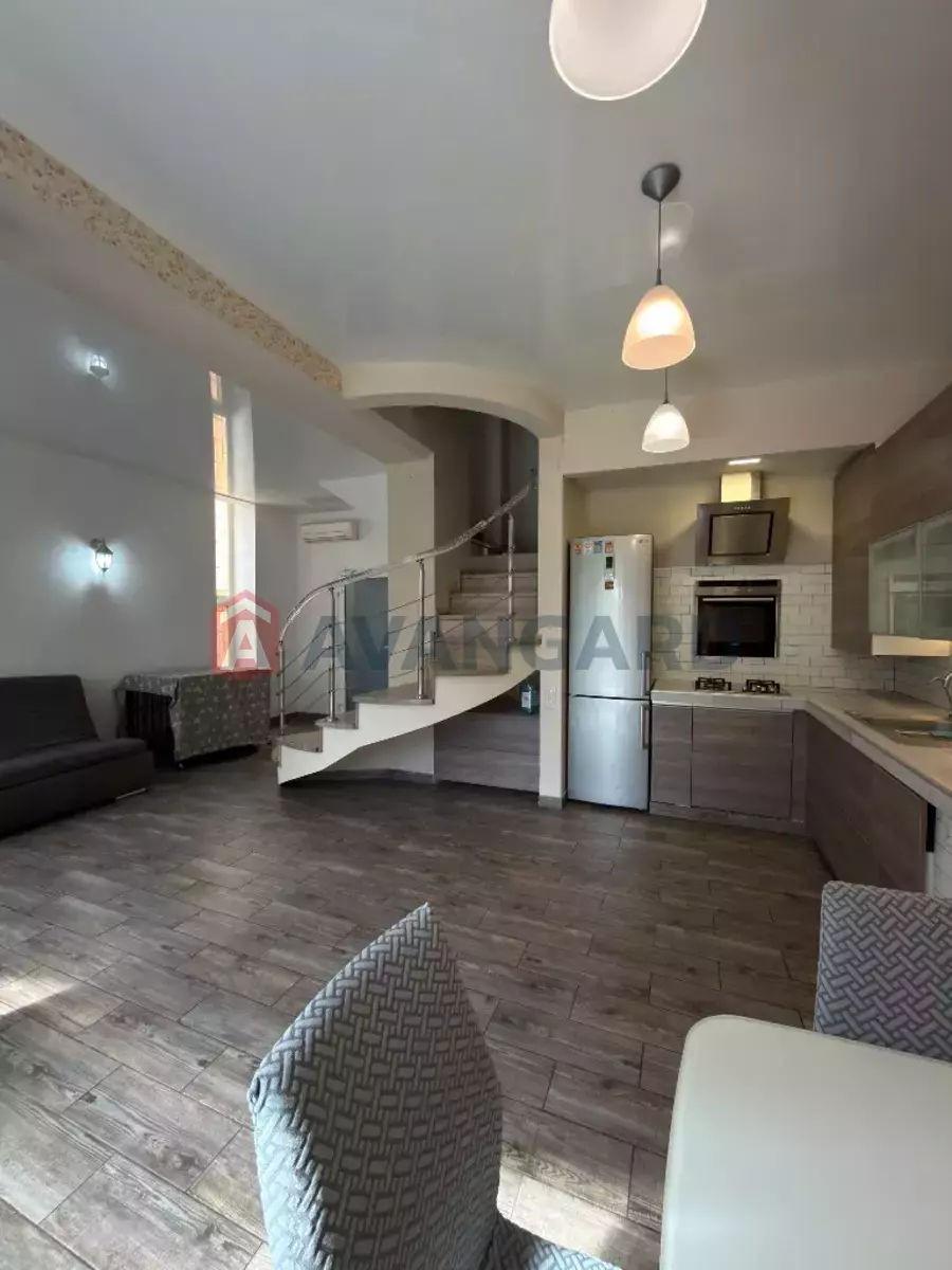 ���, 150 ��.�. ���� 16