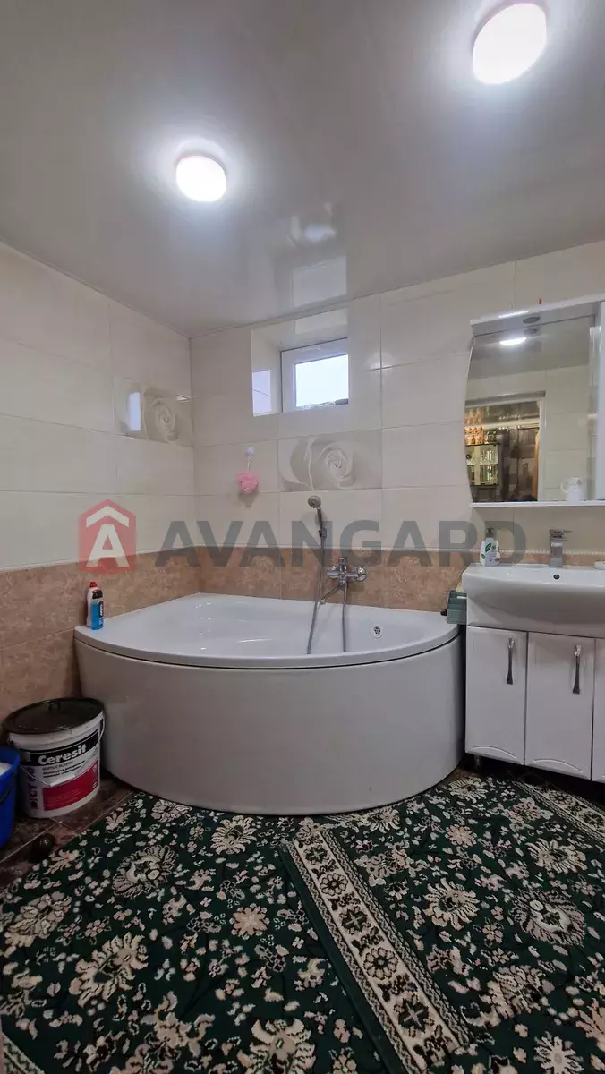 �������, 130 ��.�. ���� 13