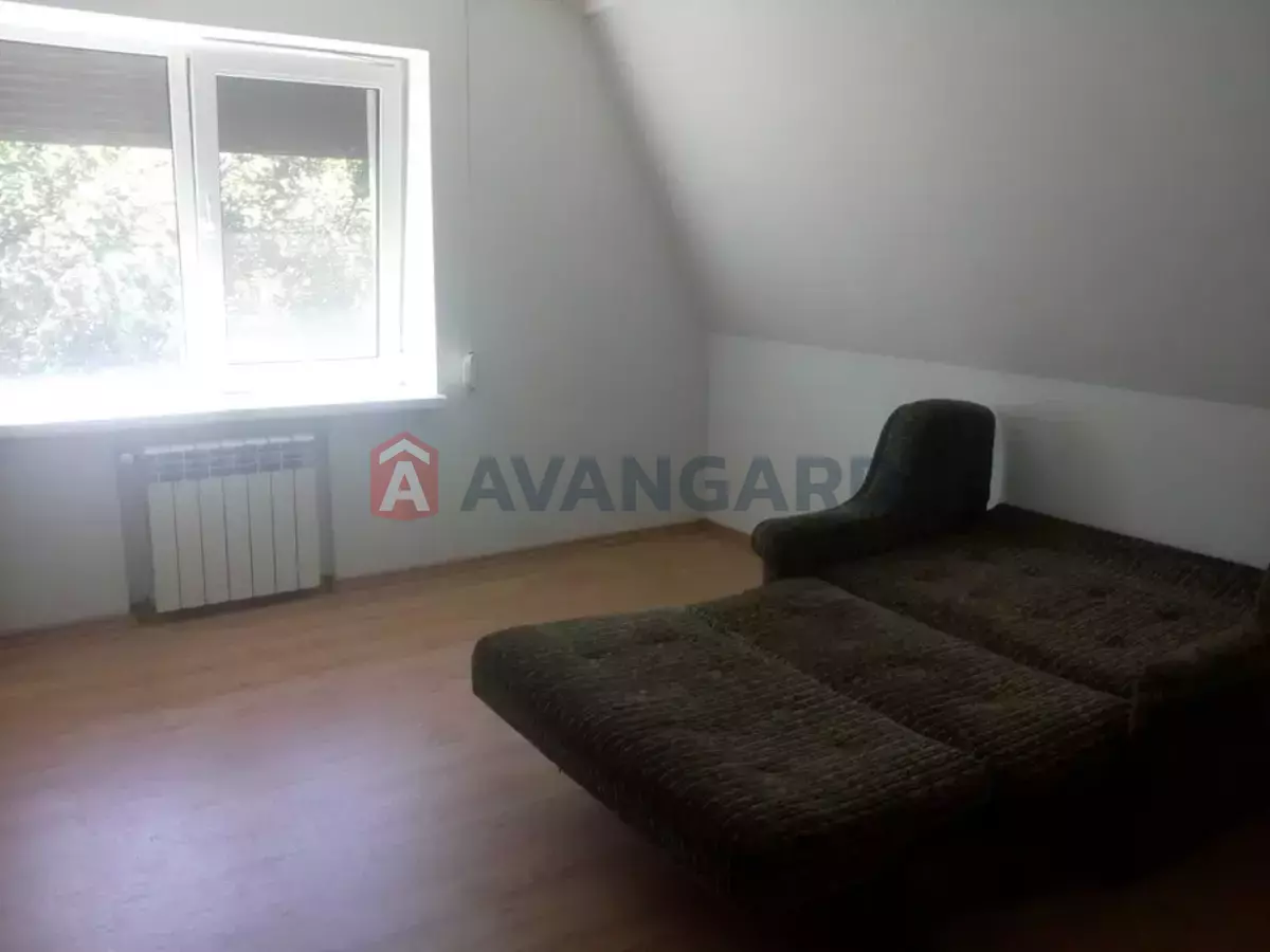 ������� �������, 9 ��.�. ���� 4