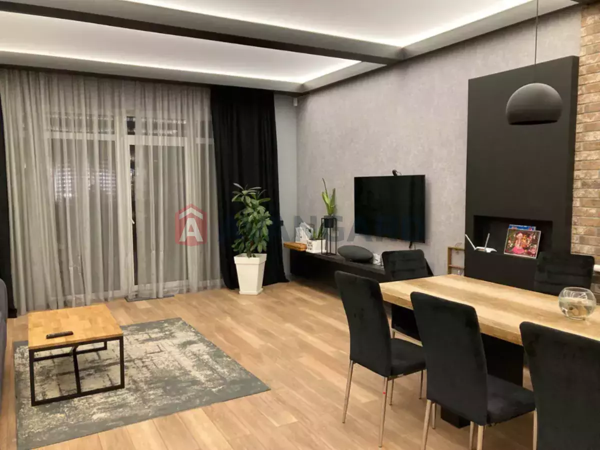 �������, 136 ��.�. ���� 4