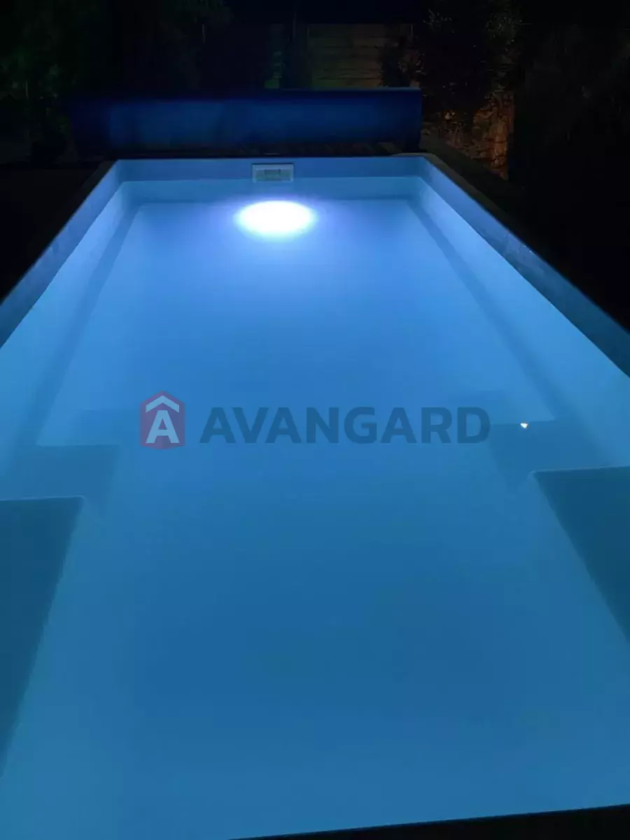 �������, 100 ��.�. ���� 3