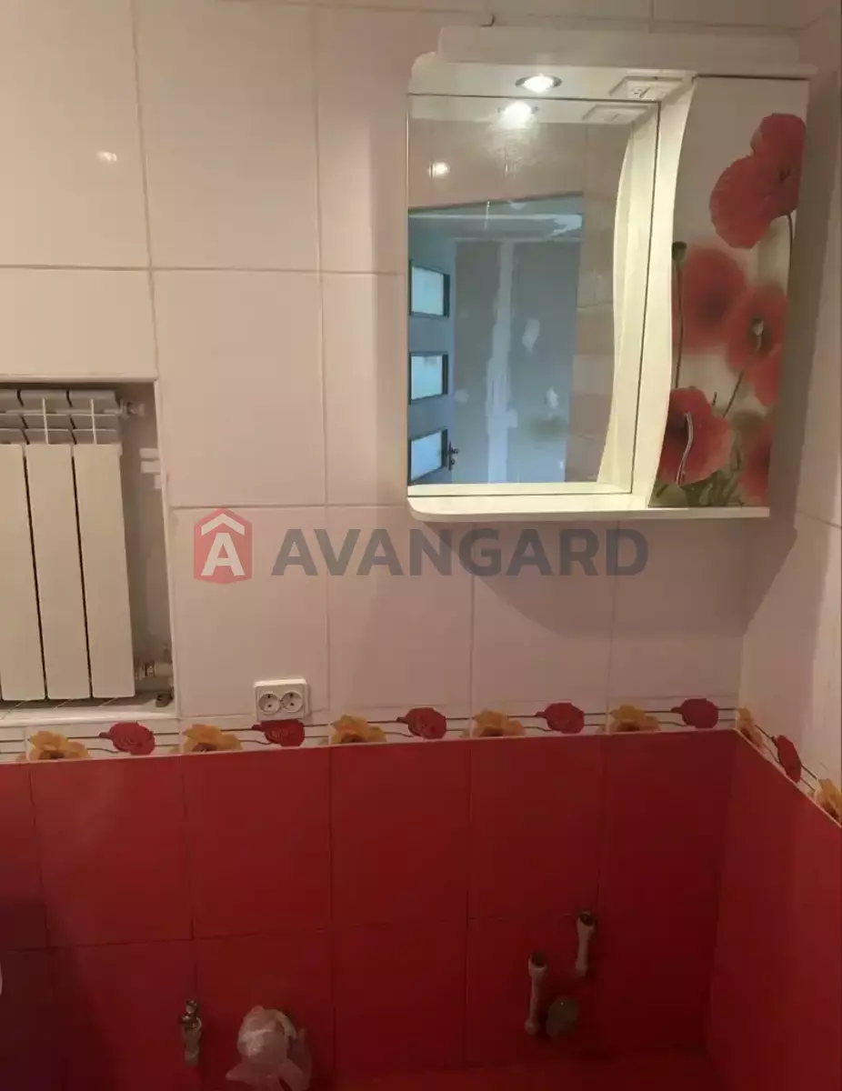 ������� �������, 70 ��.�. ���� 12