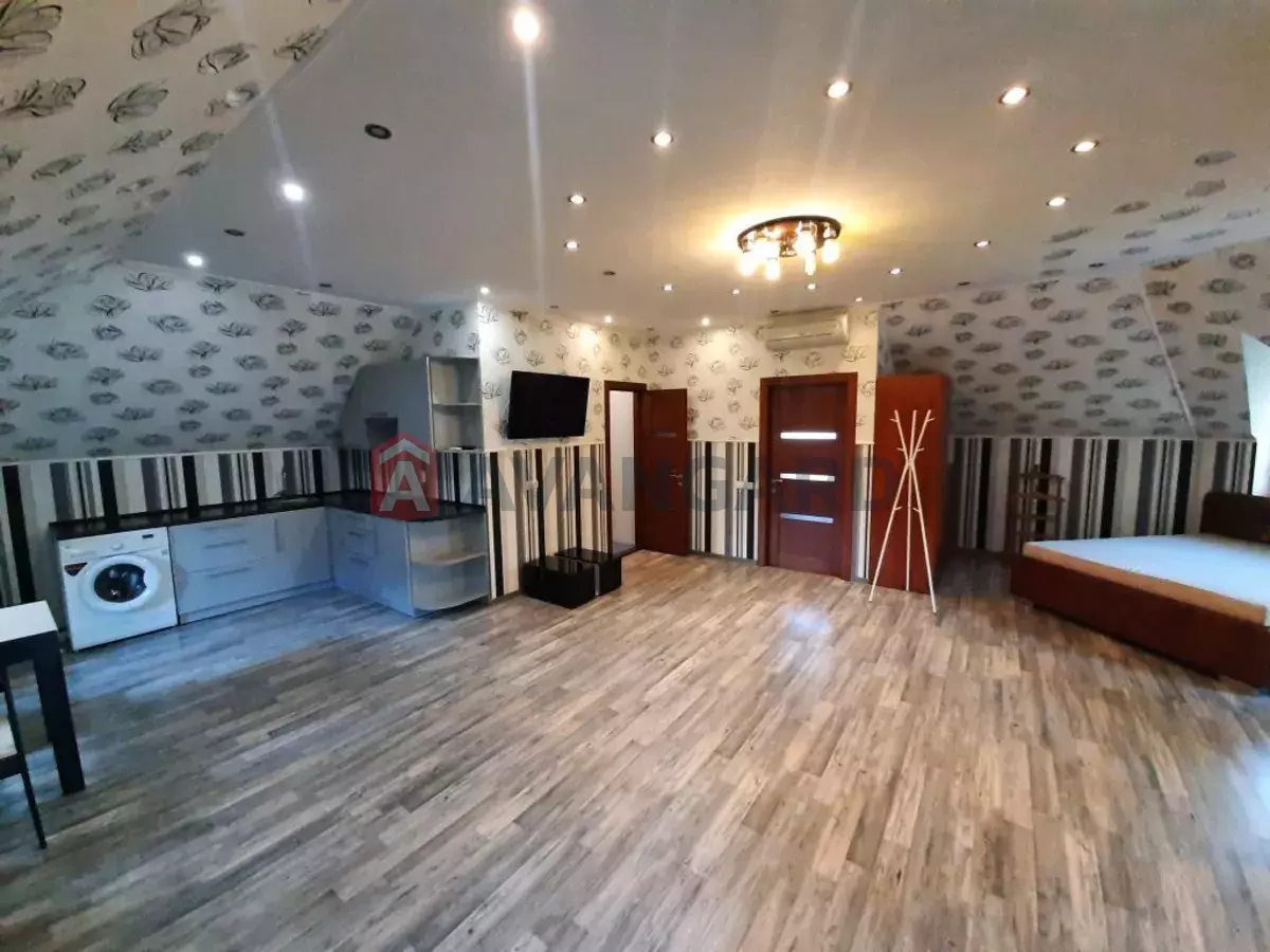 ������� �������, 22 ��.�. ���� 4