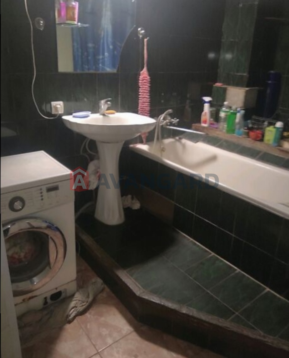 ������� �������, 80 ��.�. ���� 4