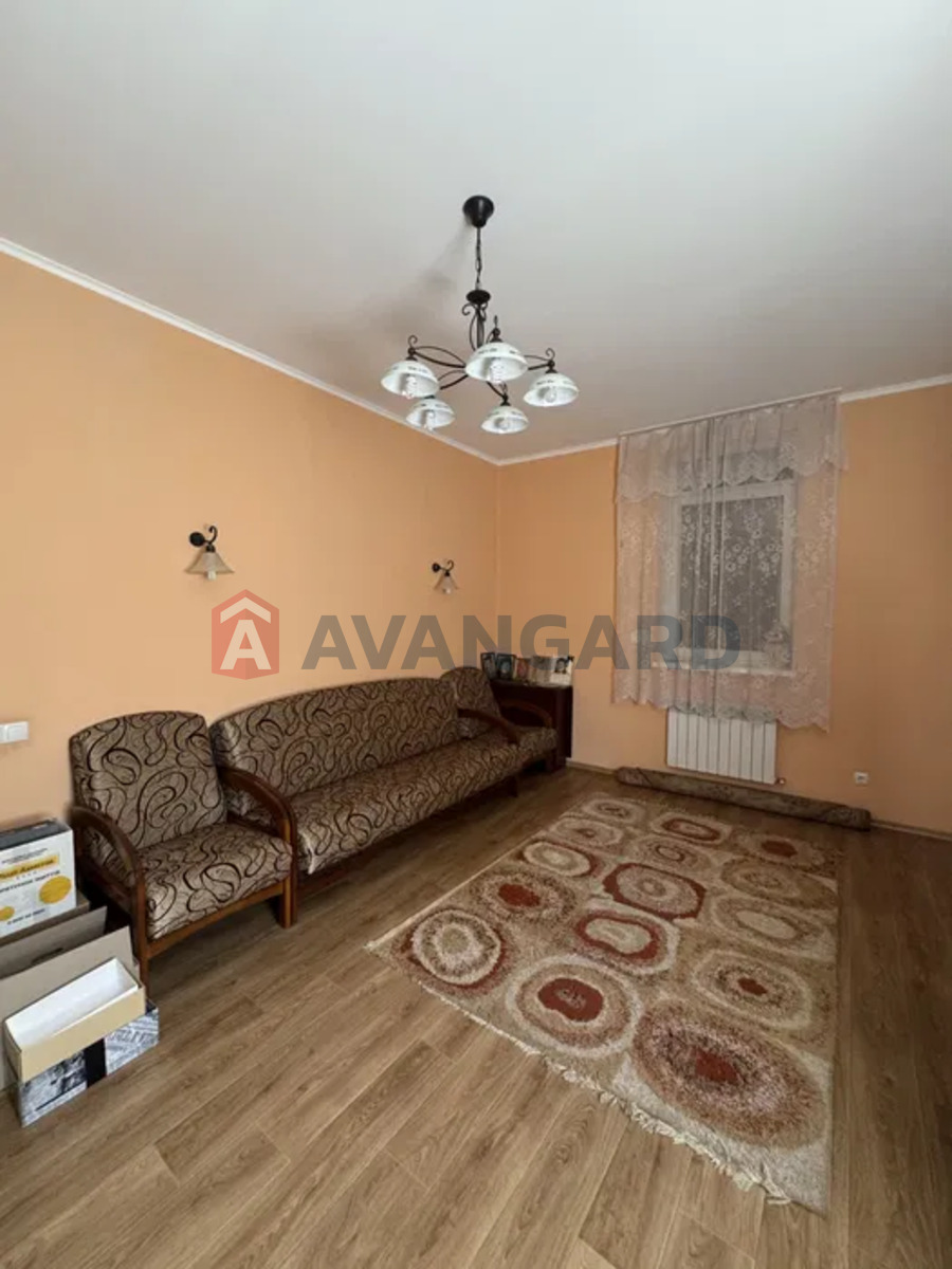 �������, 90 ��.�. ���� 13