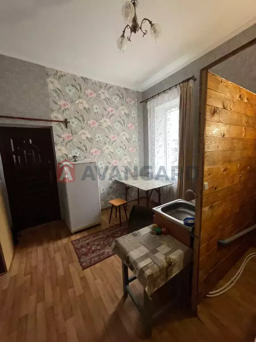 ������� �������, 40 ��.�. ���� 7