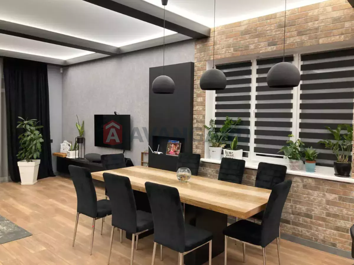 �������, 136 ��.�. ���� 5