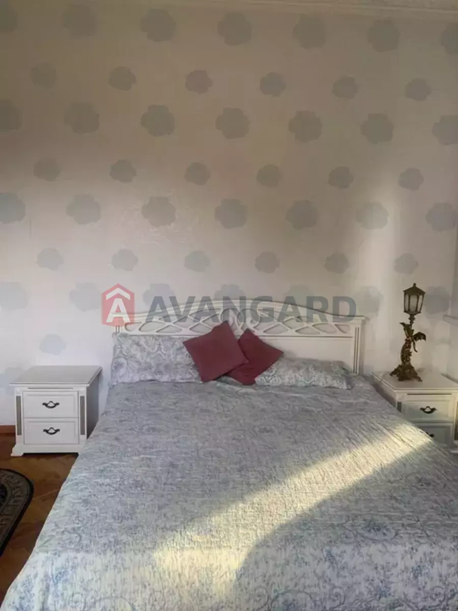 �������, 240 ��.�. ���� 20