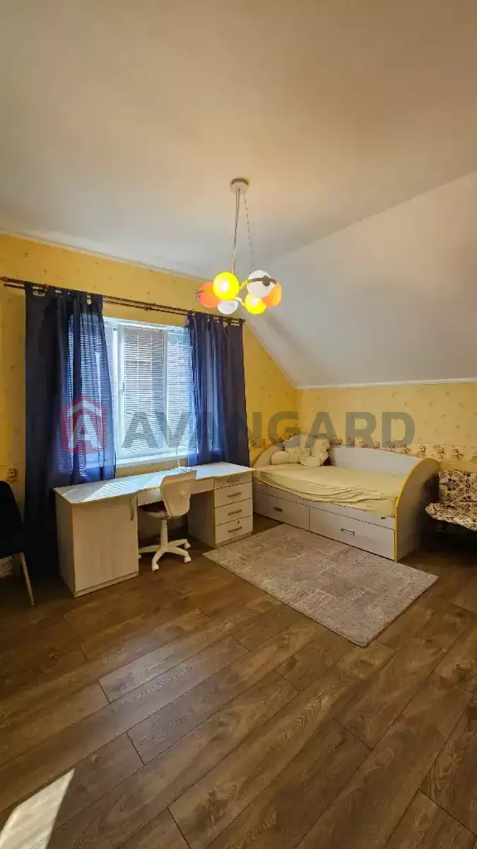 �������, 137 ��.�. ���� 28