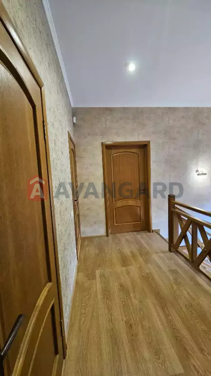 �������, 137 ��.�. ���� 27