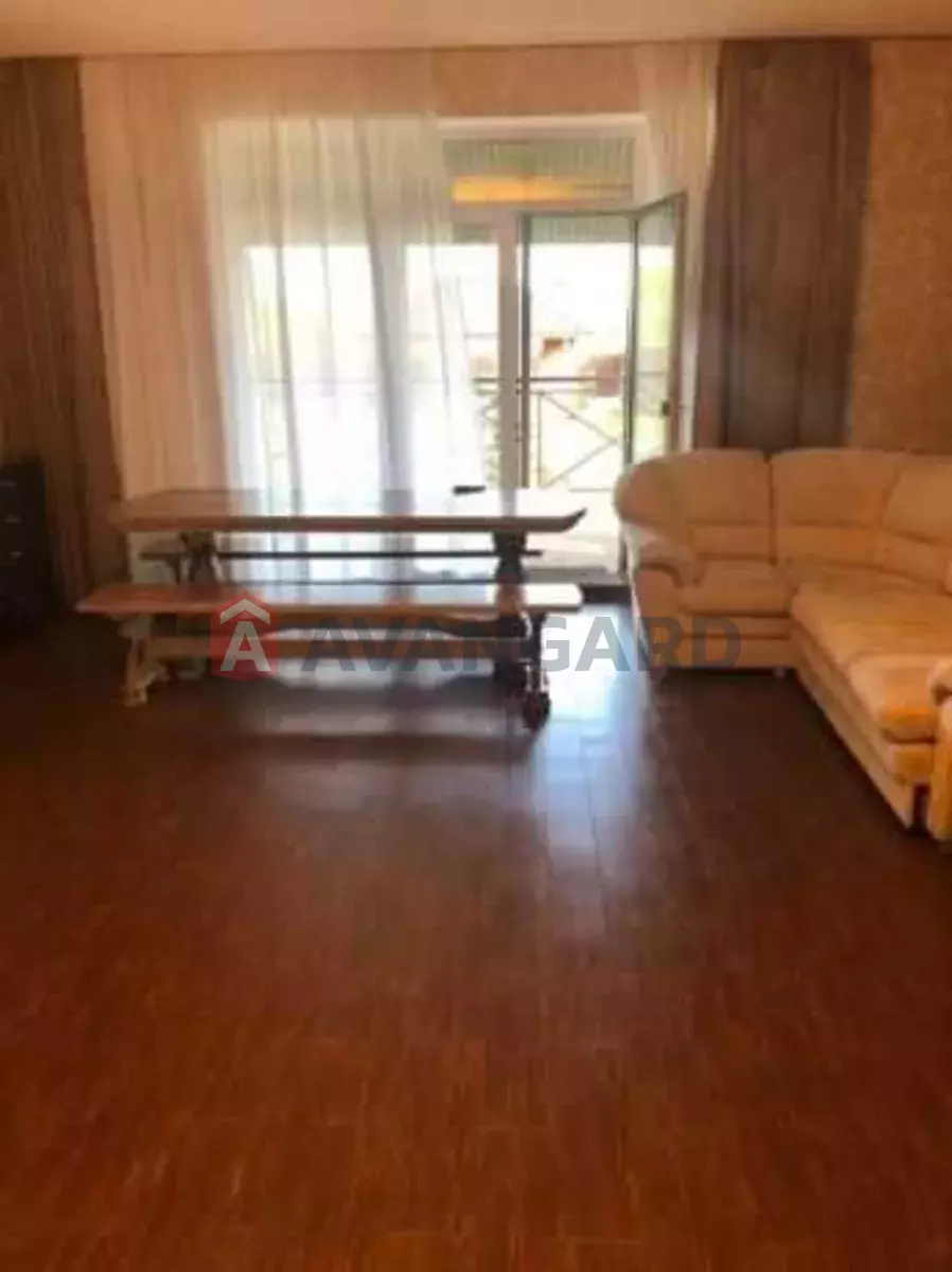 �������, 240 ��.�. ���� 18