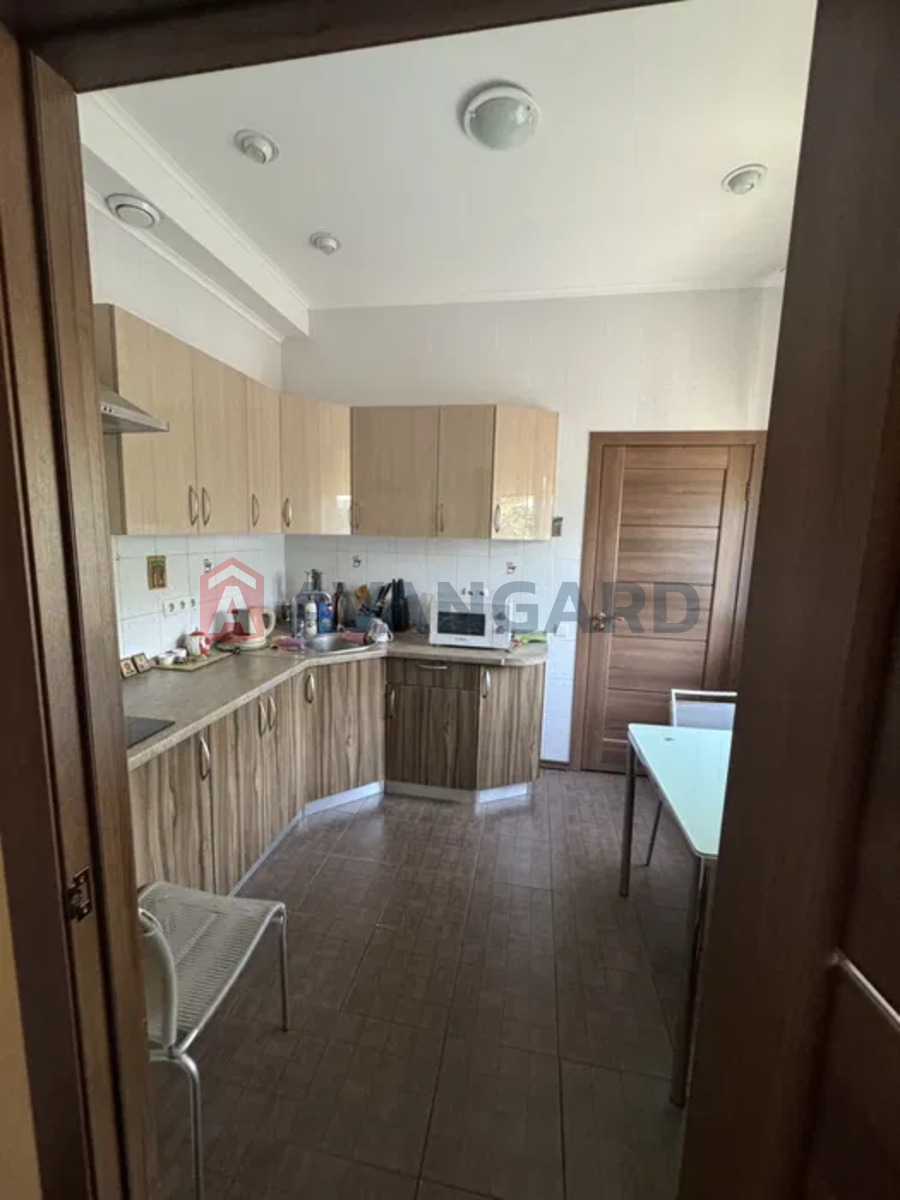 �������, 90 ��.�. ���� 21