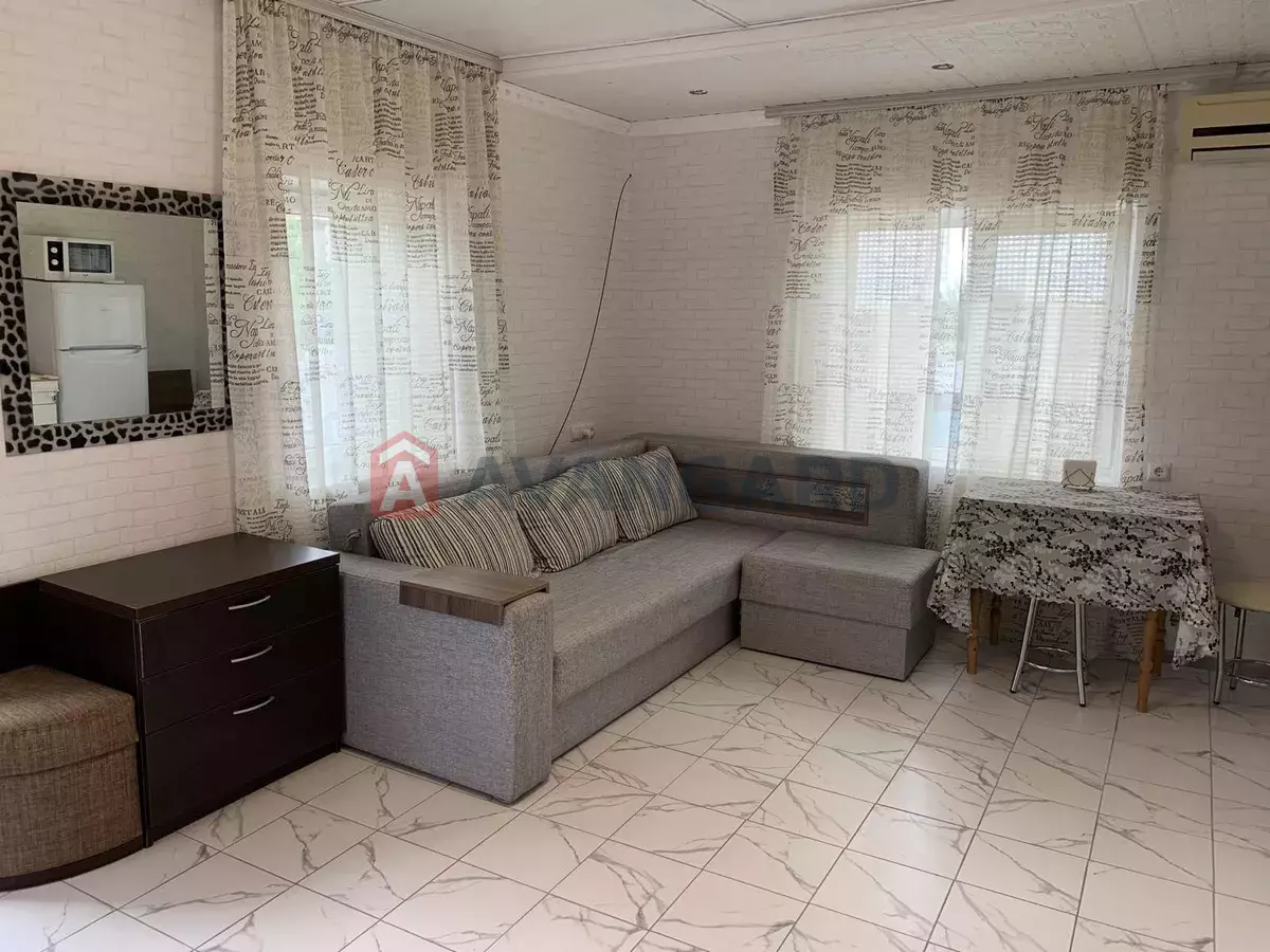 ������� �������, 38 ��.�. ���� 1