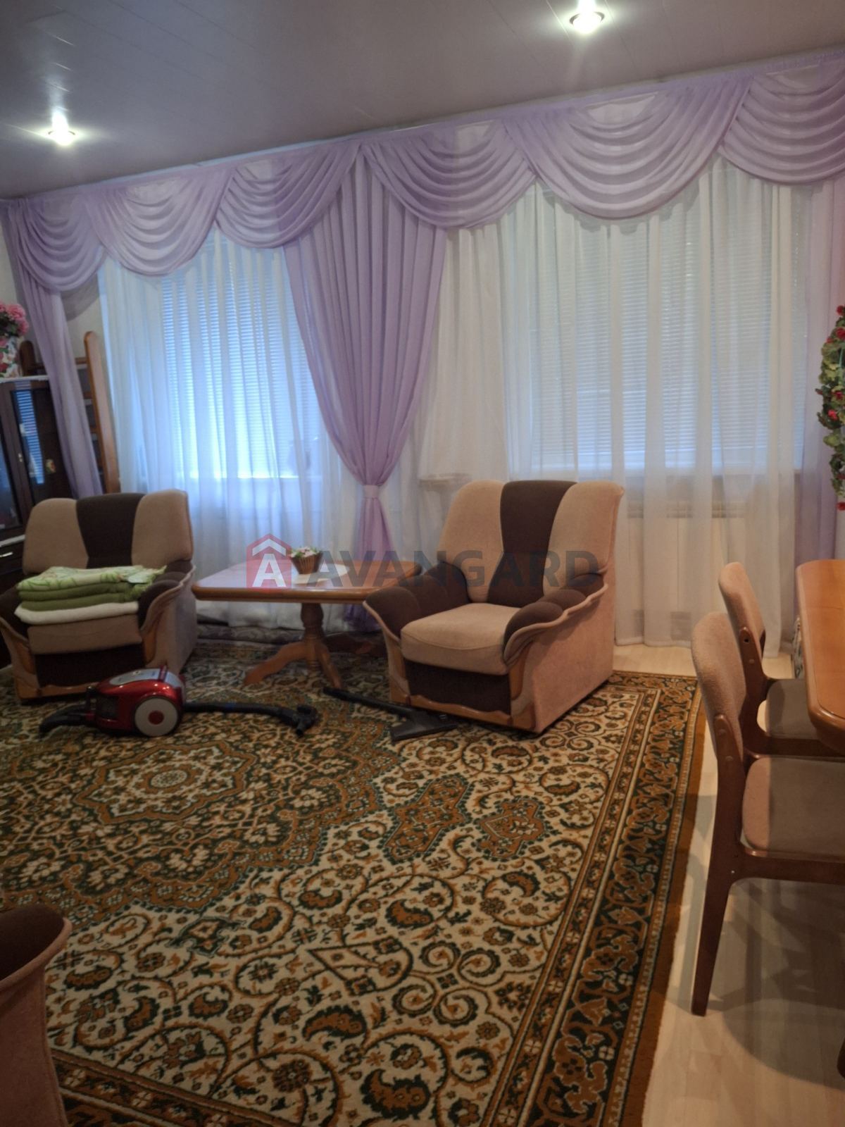 ������� �������, 70 ��.�. ���� 4