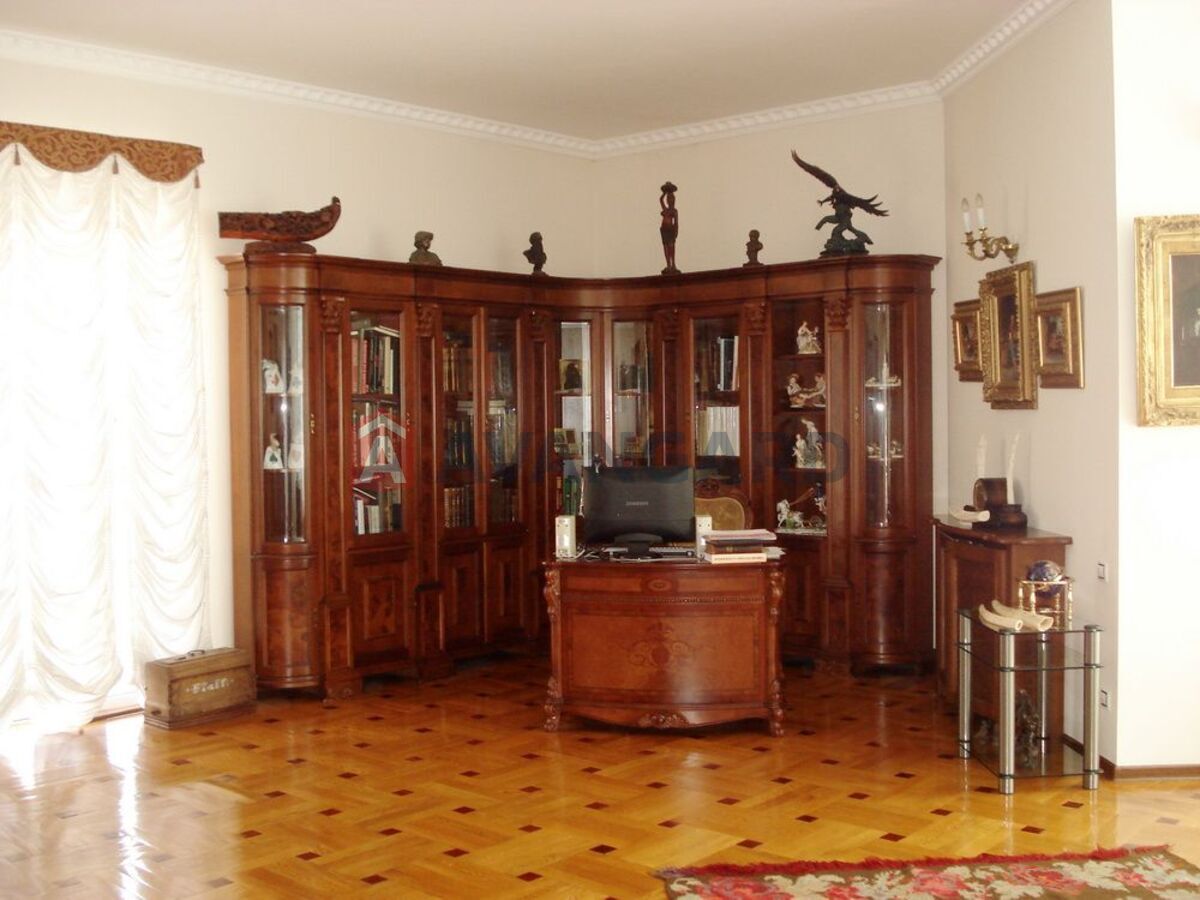 �������, 500 ��.�. ���� 23