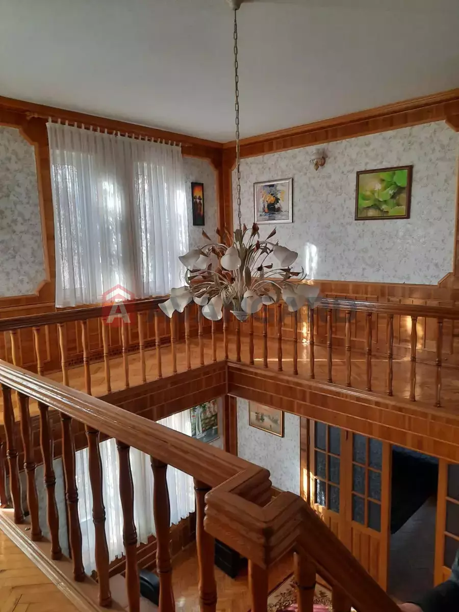 �������, 320 ��.�. ���� 6