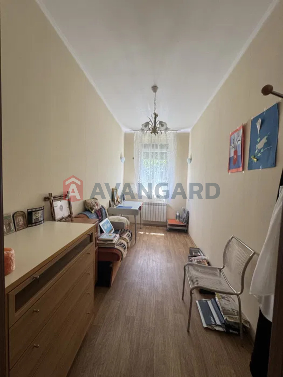 �������, 90 ��.�. ���� 16