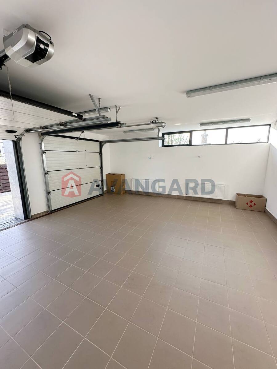 �������, 300 ��.�. ���� 2