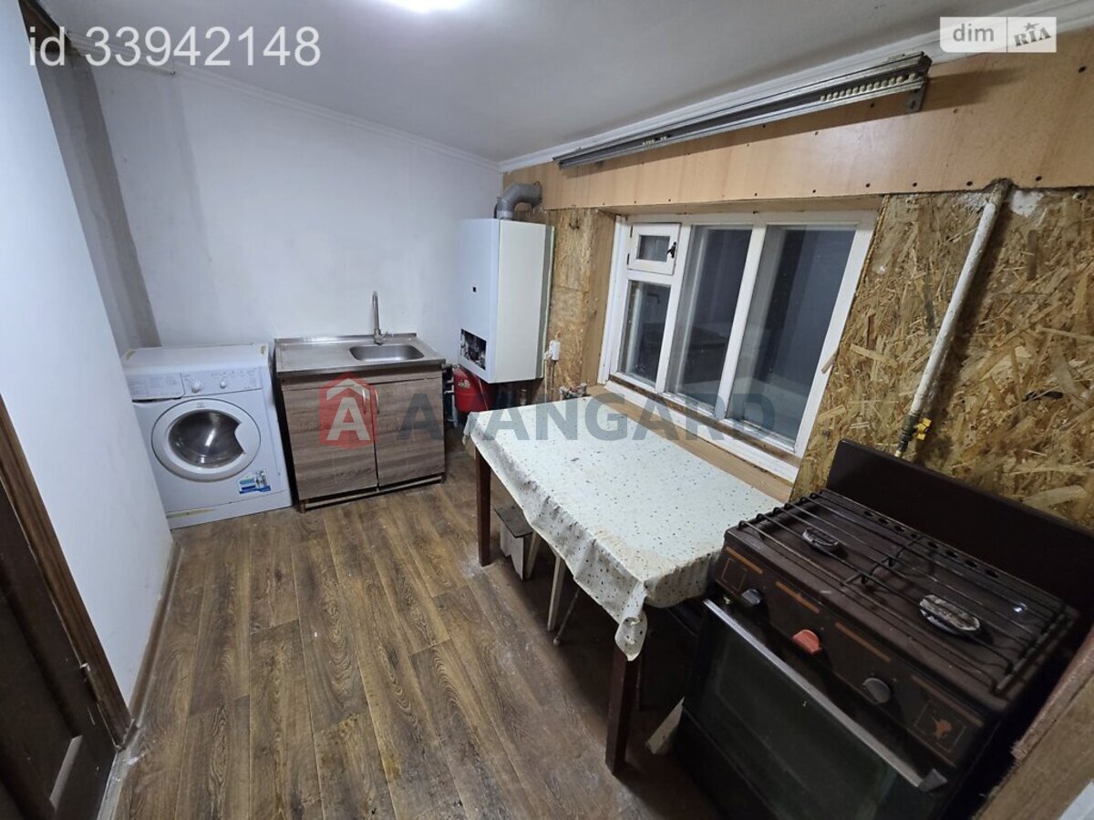 �������, 46 ��.�. ���� 10