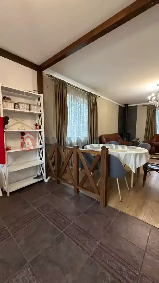 �������, 137 ��.�. ���� 8