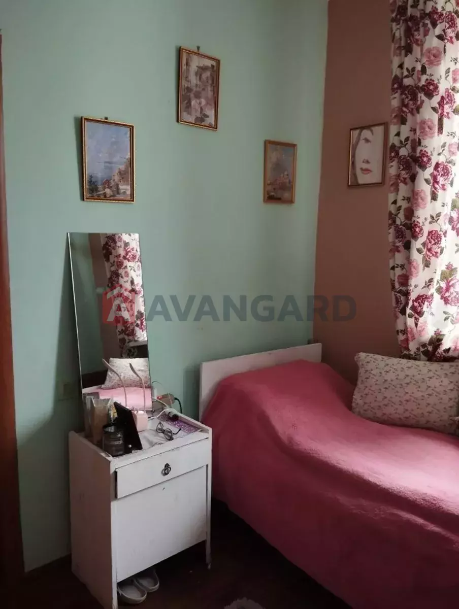 �������, 80 ��.�. ���� 10