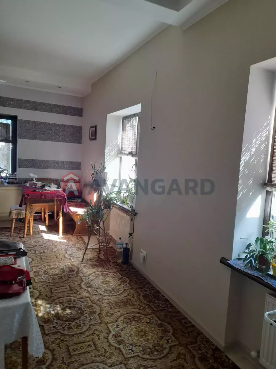 ������� �������, 150 ��.�. ���� 4