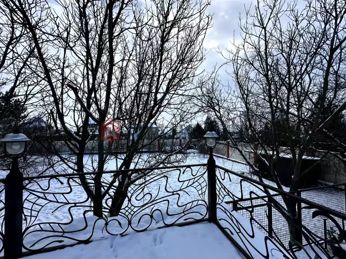 �������, 800 ��.�. ���� 30