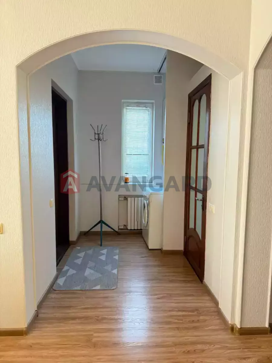 �������, 160 ��.�. ���� 10