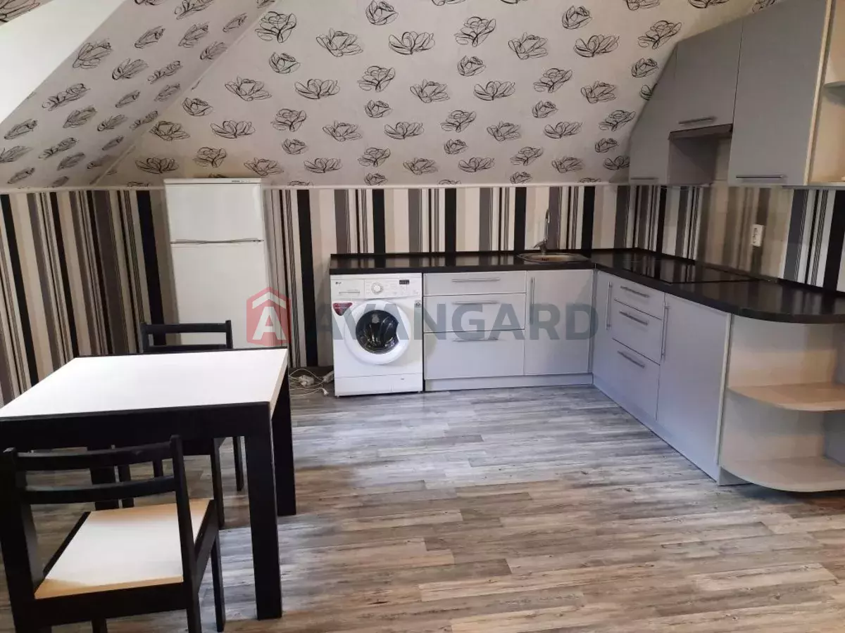 ������� �������, 22 ��.�. ���� 7