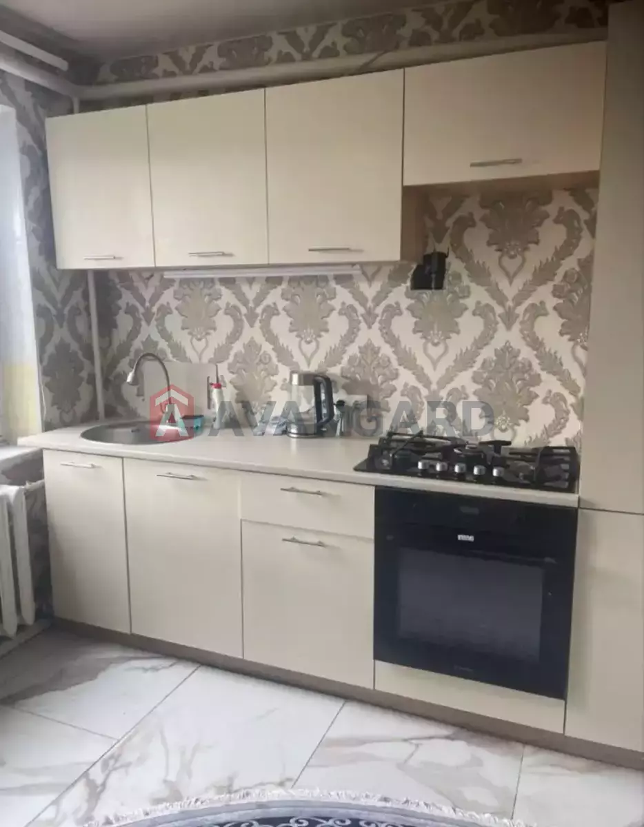 �������, 120 ��.�. ���� 1