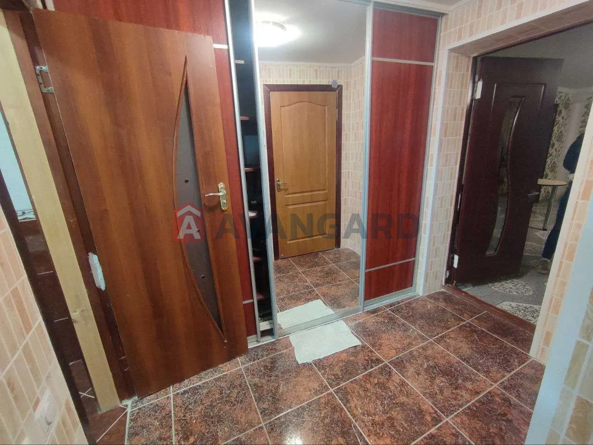 �������, 100 ��.�. ���� 5