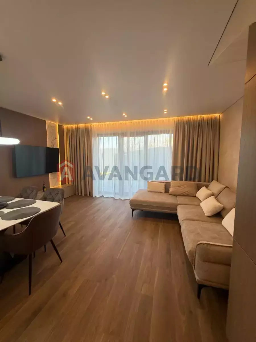 �������, 120 ��.�. ���� 5