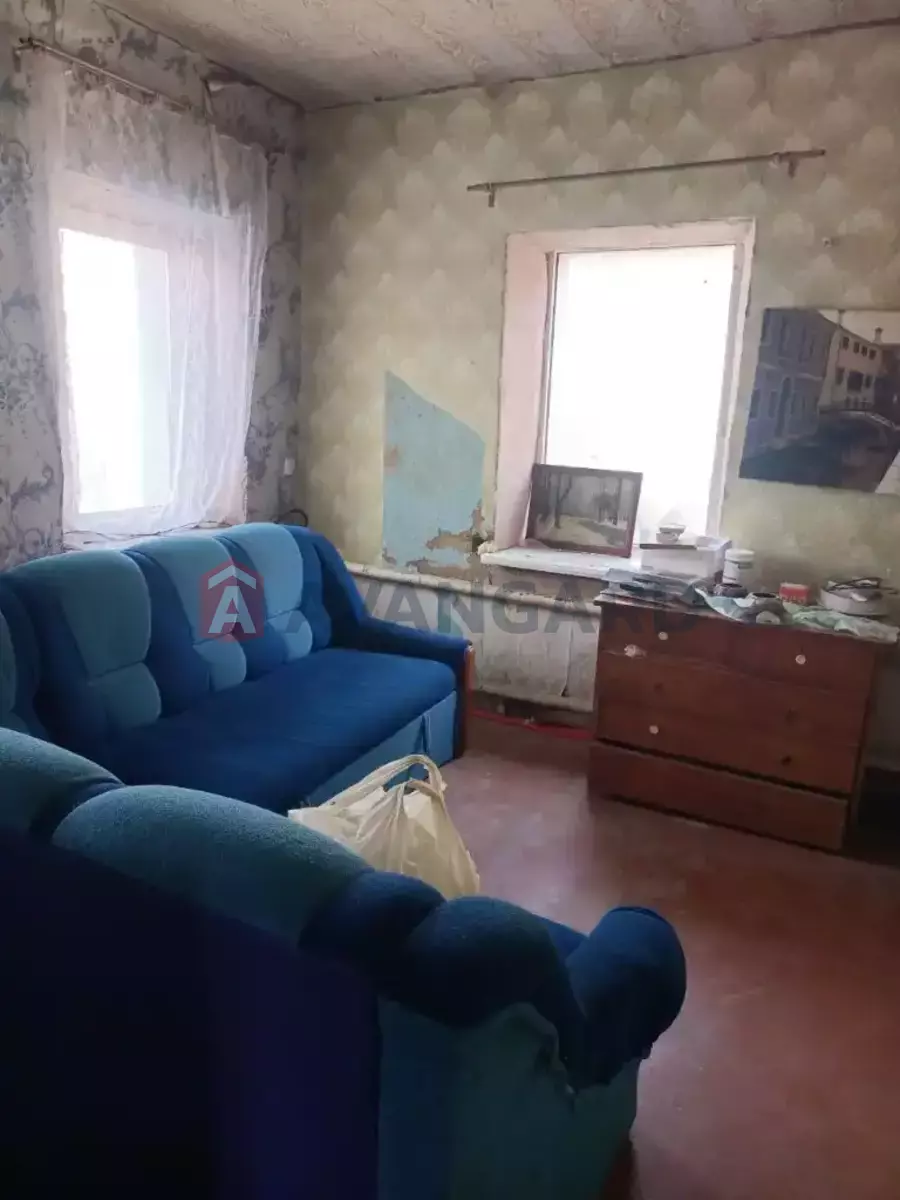 ������� �������, 34 ��.�. ���� 10