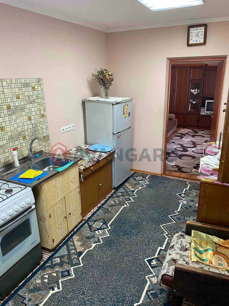 �������, 40 ��.�. ���� 2