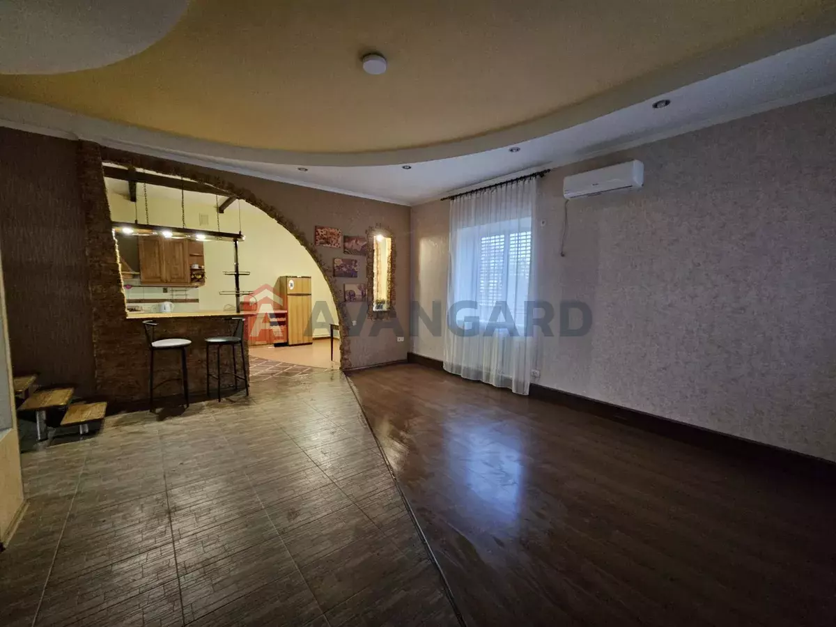�������, 178 ��.�. ���� 19