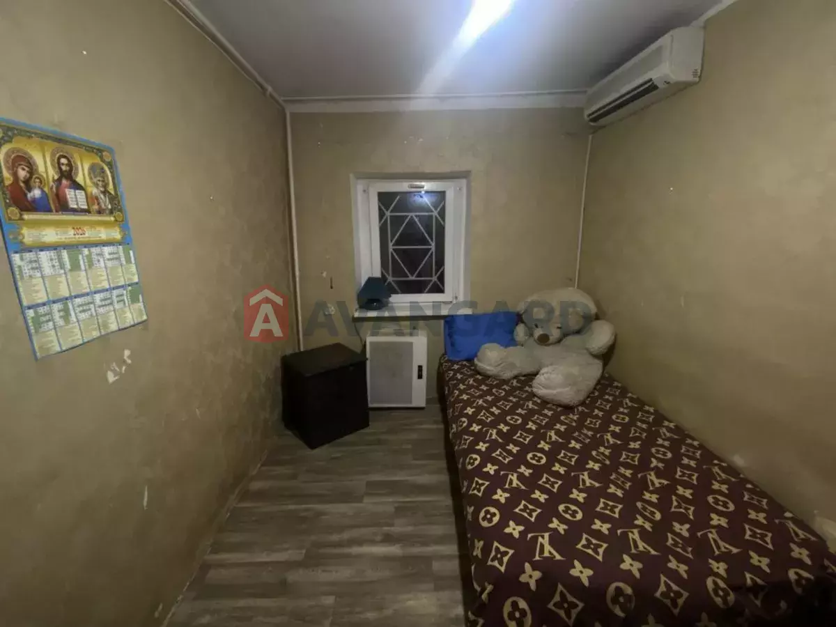 ������� �������, 35 ��.�. ���� 1