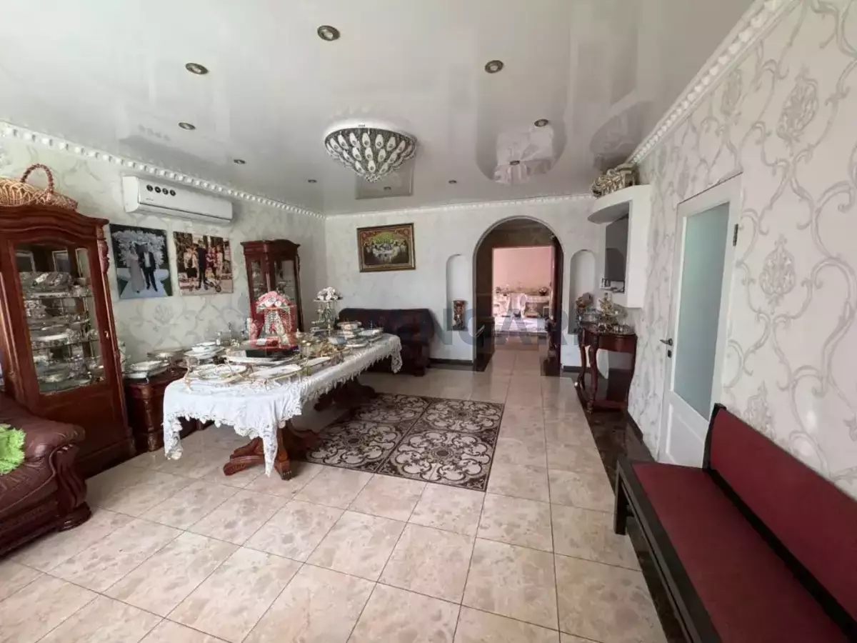 �������, 230 ��.�. ���� 2