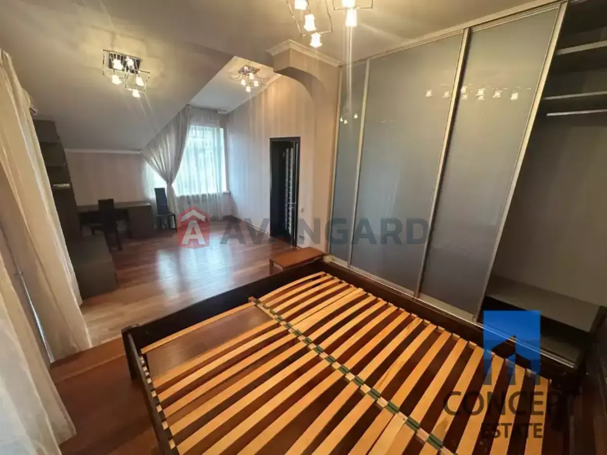 �������, 500 ��.�. ���� 28