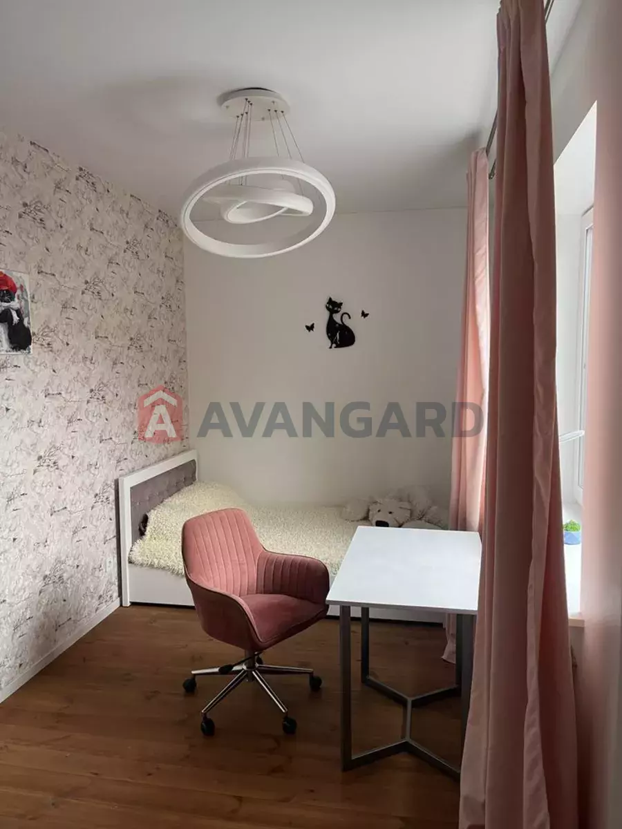 �������, 100 ��.�. ���� 11