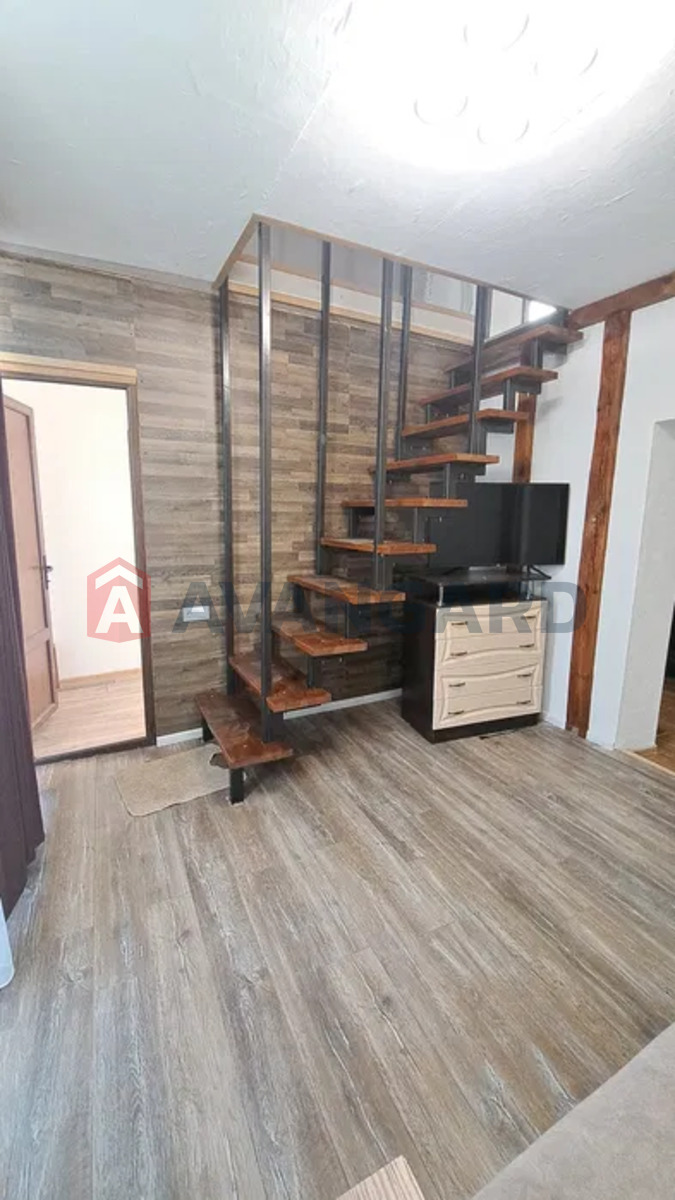 �������, 75 ��.�. ���� 2