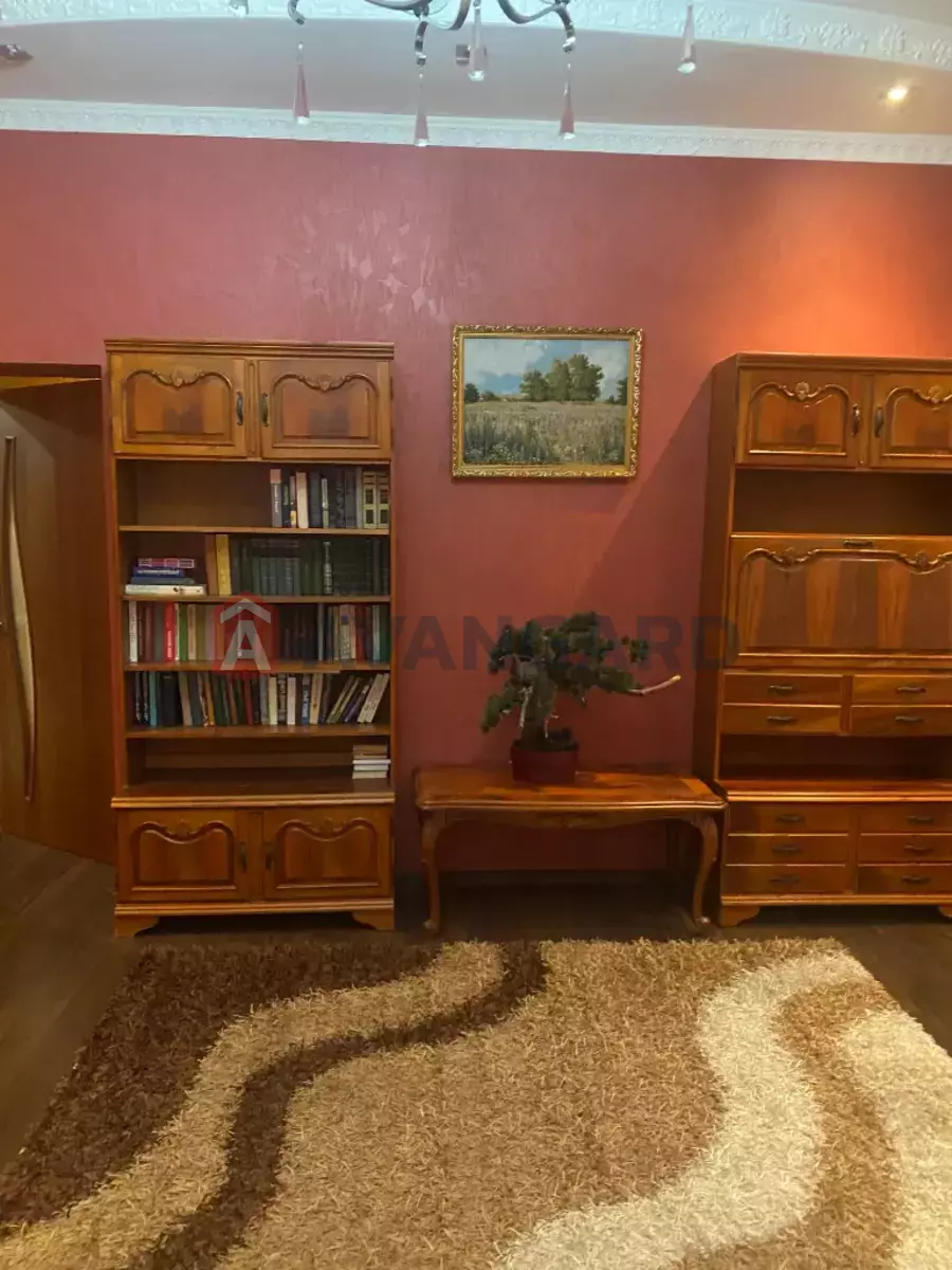 ������� �������, 123 ��.�. ���� 10