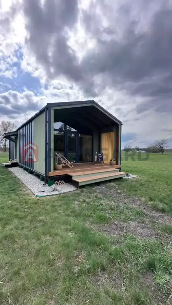 �������, 40 ��.�. ���� 28